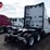 2025-volvo-vnl860-image-11