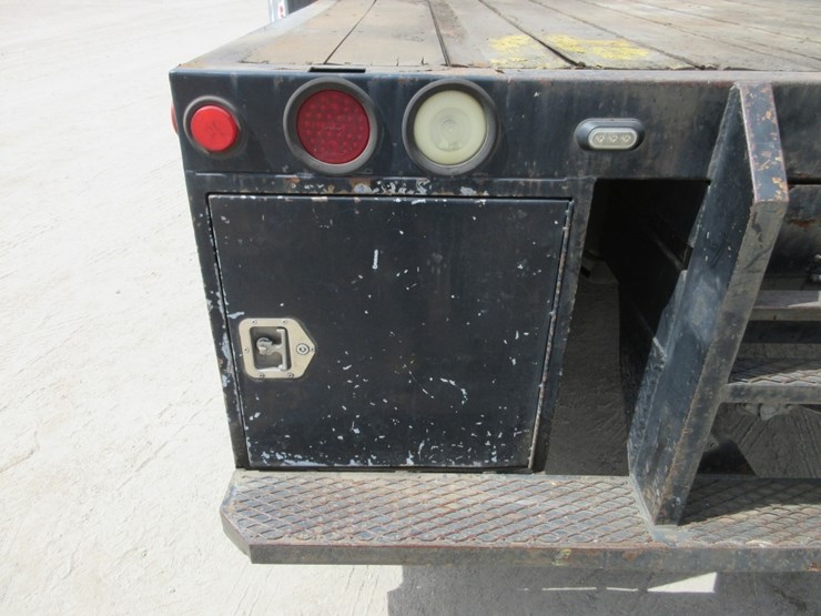 2011-ford-f550-xl-sd-image-13