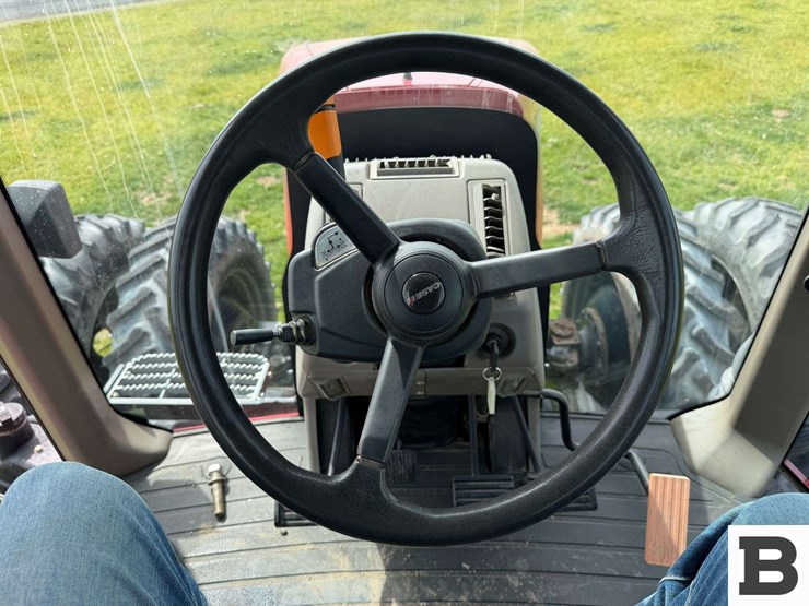 2014-case-ih-magnum-290-image-96