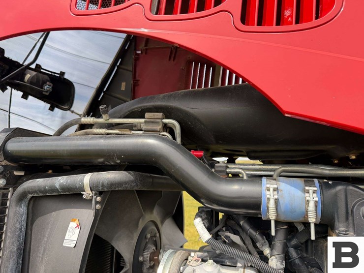 2015-case-ih-magnum-180-image-75
