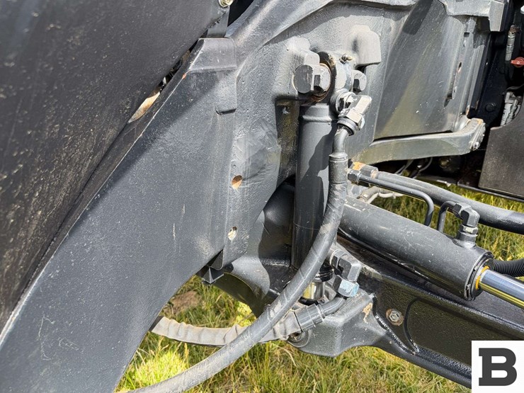 2017-case-ih-magnum-250-cvt-image-31
