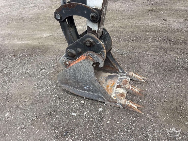 2021-bobcat-e26-image-7