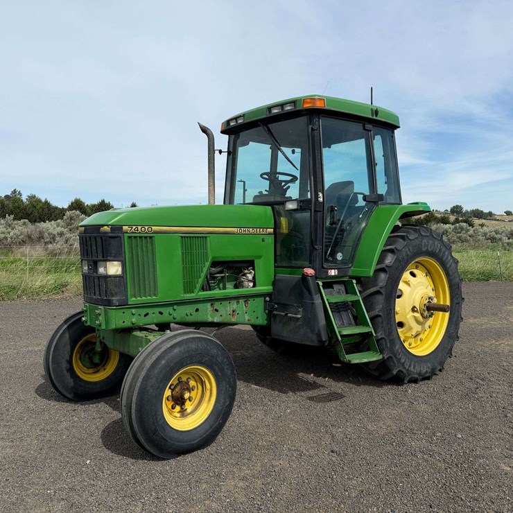 1995 JOHN DEERE 7400