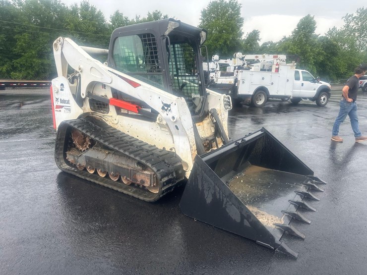 2019-bobcat-t770-image-1
