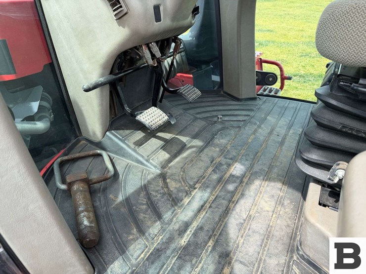 2015-case-ih-steiger-420-rowtrac-image-96