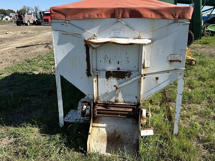 t&s-mfg-trip-hopper/range-feeder-3996-image-8