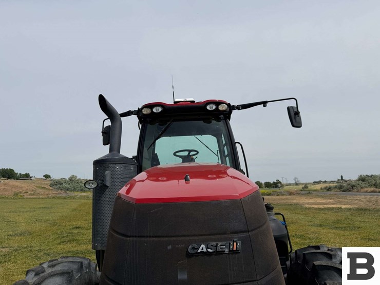 2015-case-ih-magnum-180-image-13