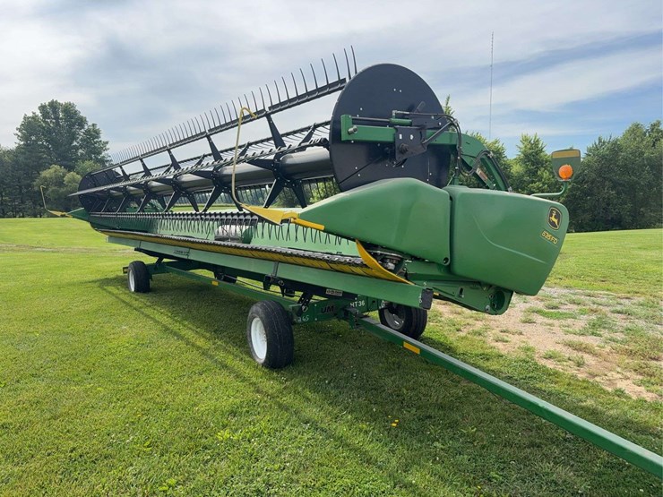2014-john-deere-635f-image-1