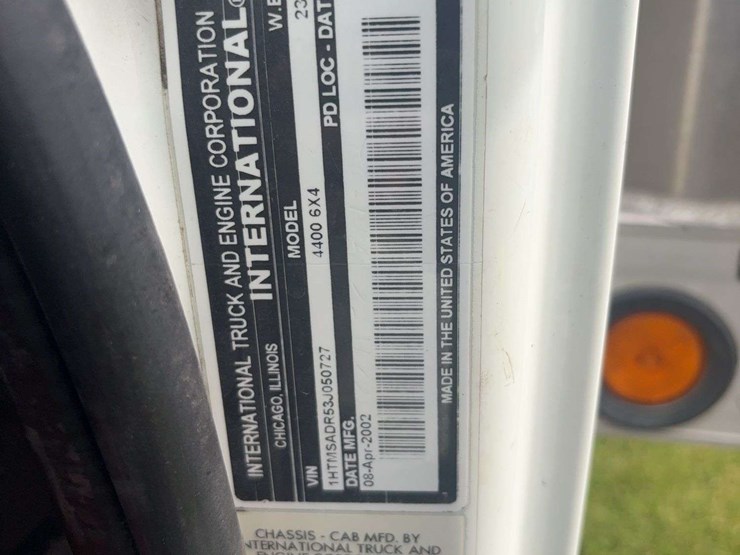 2003-international-durastar-4400-image-39