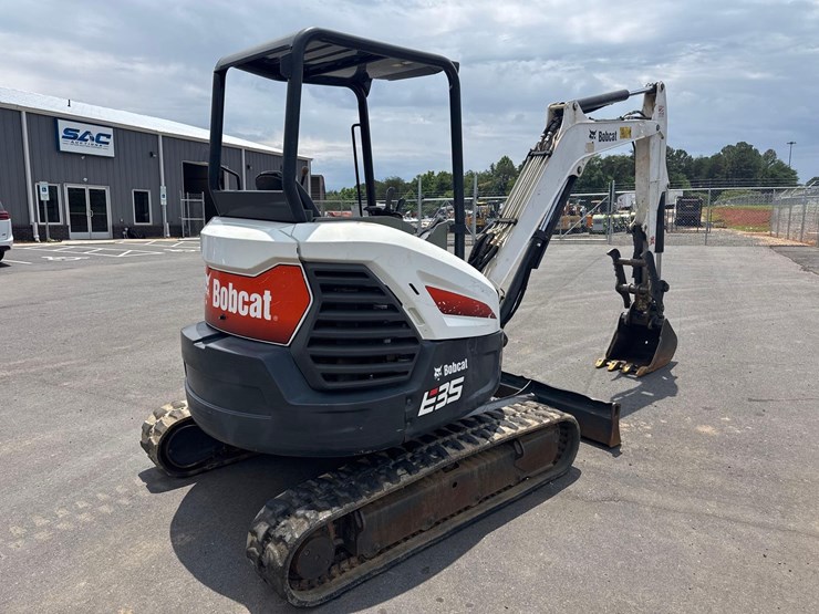 2020-bobcat-e35-image-5