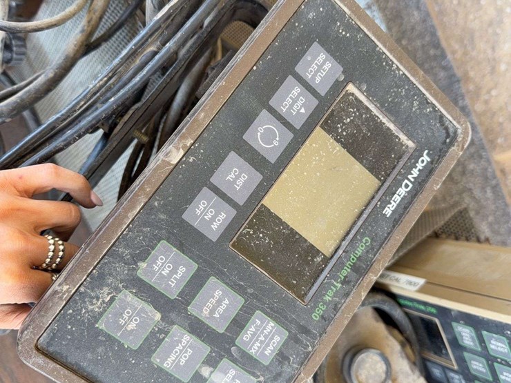 john-deere-350-image-4