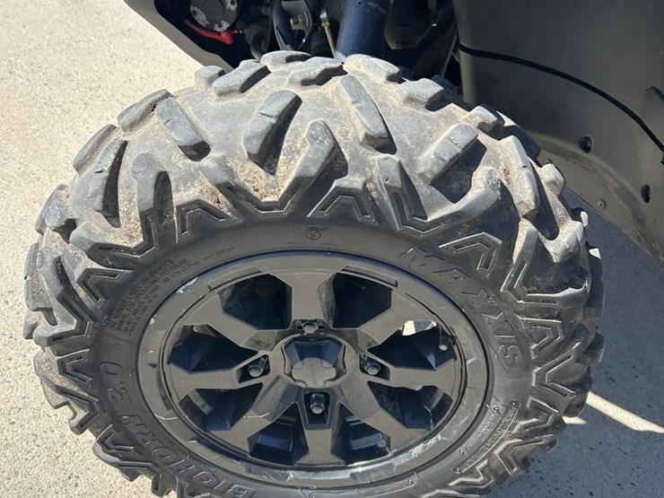 2021-can-am-defender-limited-cab-hd10-image-9