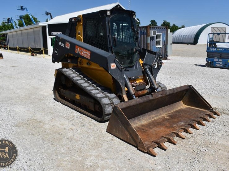 2019-deere-333g-image-14