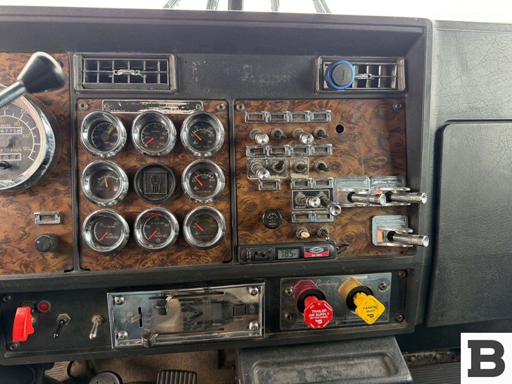 1993-kenworth-t800-image-71