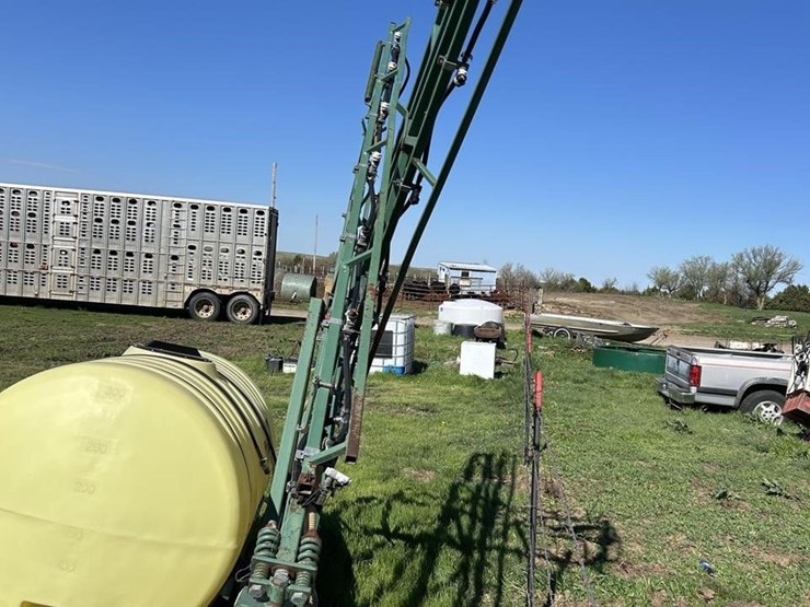 summers-3-point-sprayer-3981-image-10
