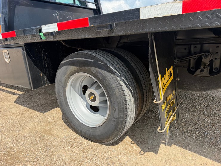 2019-gmc-3500hd-image-6