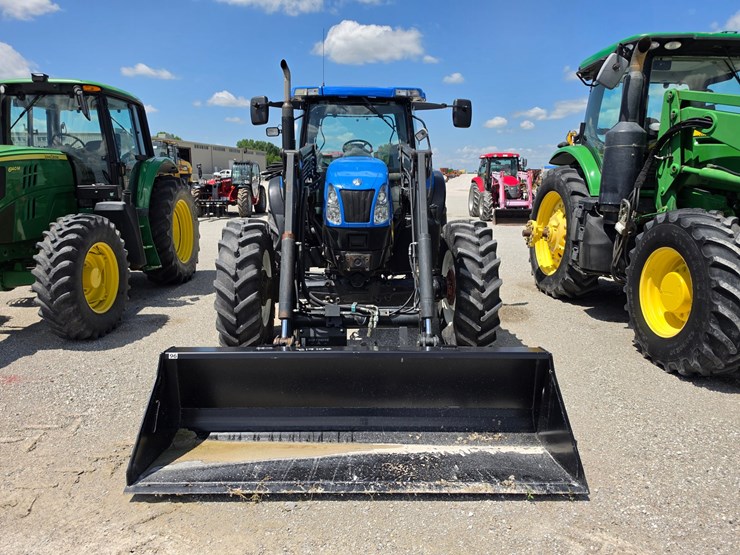 2005-new-holland-ts115a-image-2