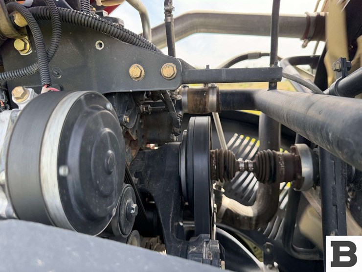 2014-case-ih-magnum-260-cvt-image-75