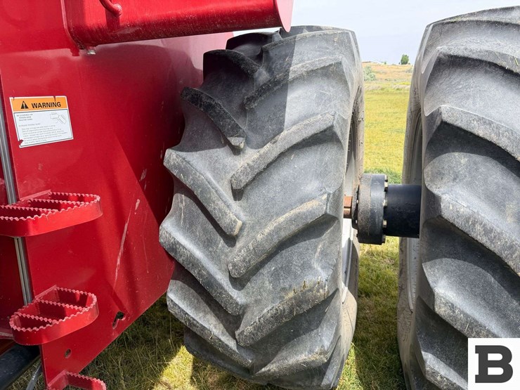2013-case-ih-steiger-400-hd-image-30