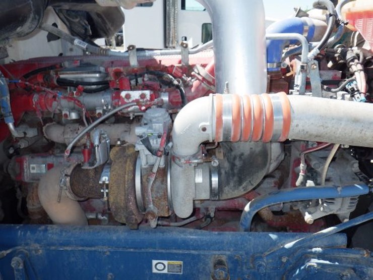 2012-peterbilt-367-image-25