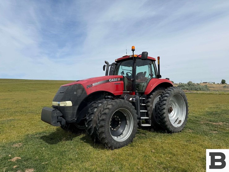 2014-case-ih-magnum-260-cvt-image-3