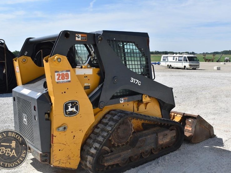2019-deere-317g-42975-image-19