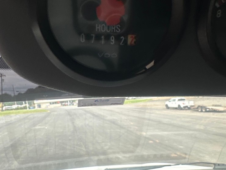 2013-ford-f750-image-43