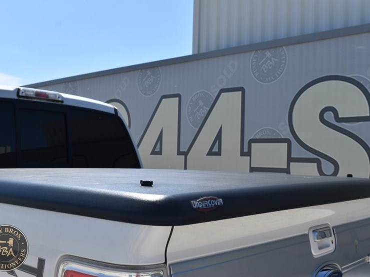 2013-ford-f150-platinum-image-18