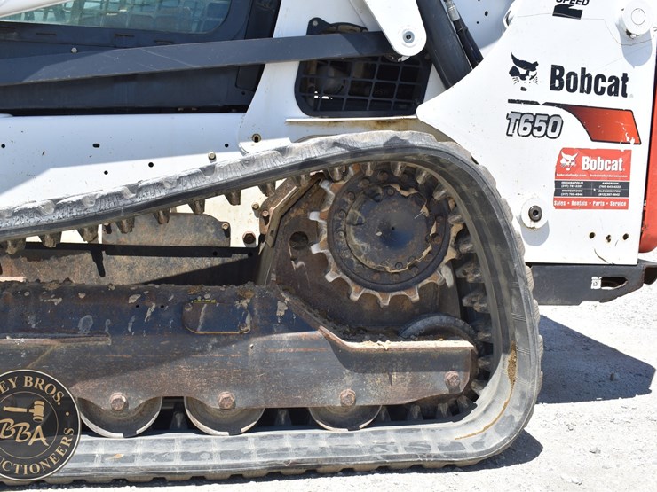 2020-bobcat-t650-image-28