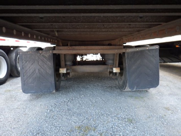 2009-utility-3000r-image-17