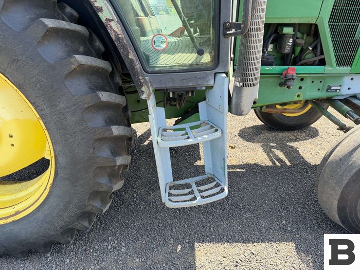 1997-john-deere-6400-image-34