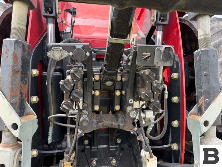 2015-case-ih-steiger-420-rowtrac-image-45