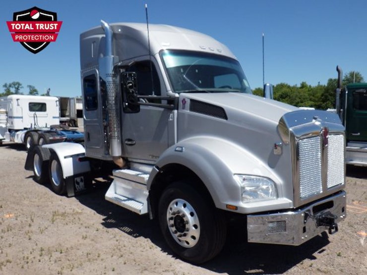 2019-kenworth-t880-image-3