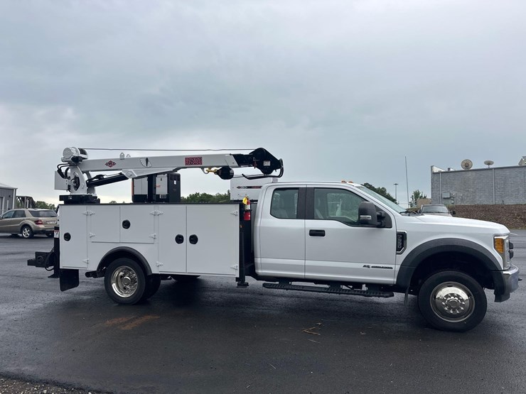 2017-ford-f550-xl-image-3