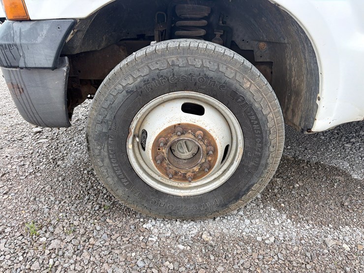 2006-ford-f350-image-9