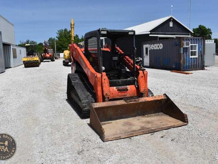 kubota-svl90-2-image-17