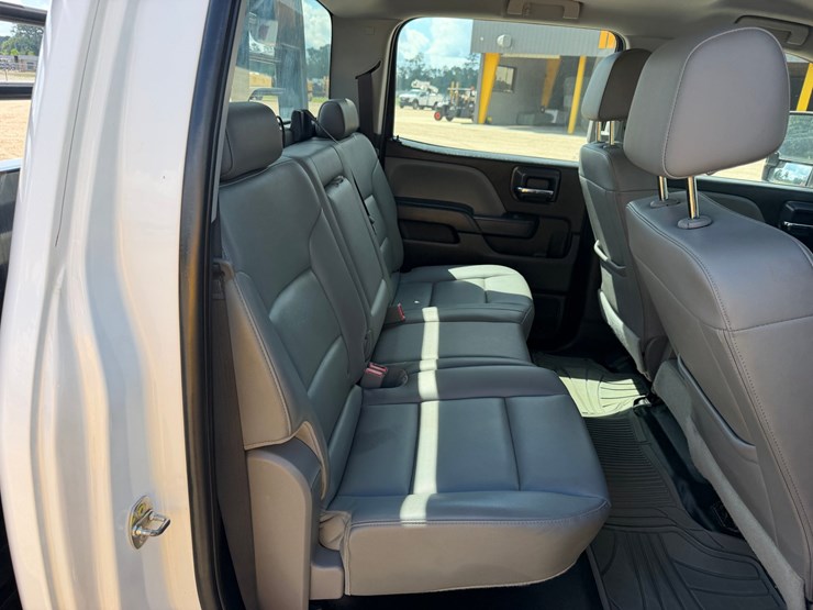 2019-gmc-3500hd-image-7