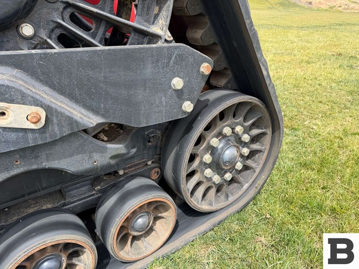 2015-case-ih-steiger-420-rowtrac-image-36