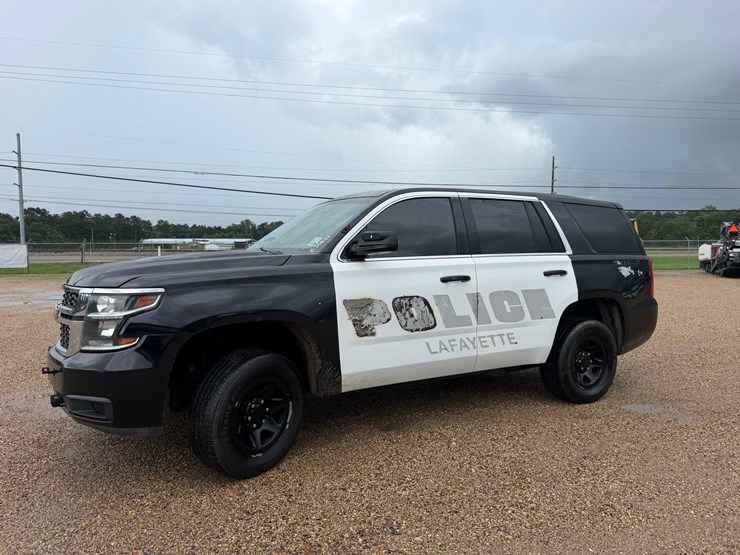 2018-chevrolet-tahoe-image-1