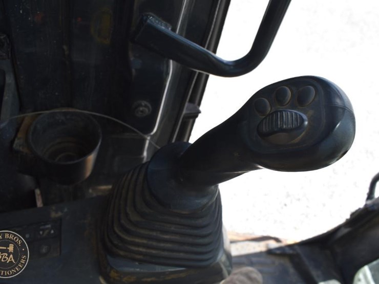 2020-komatsu-pc88mr-10-image-61