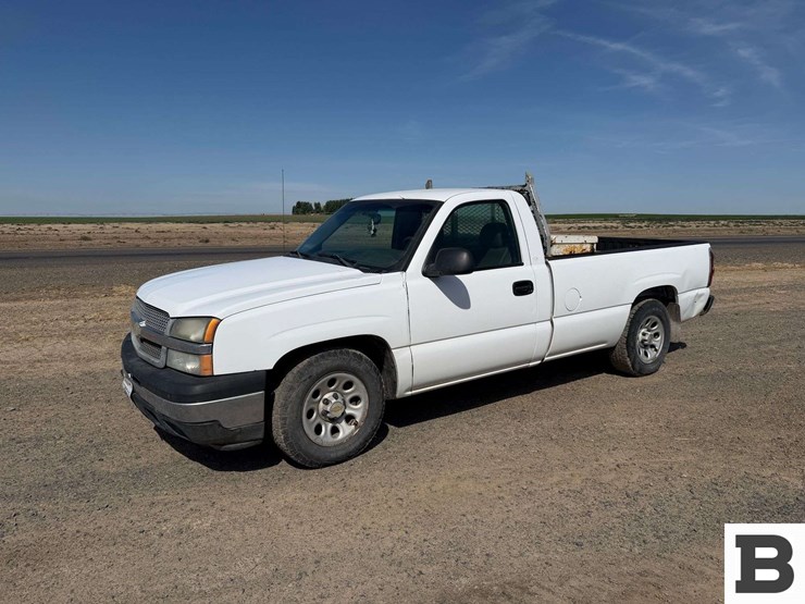2005-chevrolet-silverado-1500-image-1