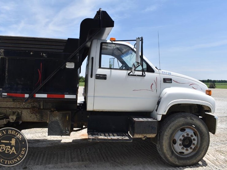 1999-gmc-topkick-c7500-image-12