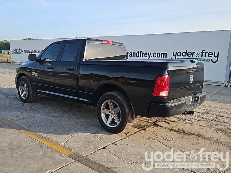 2013-dodge-1500-image-3