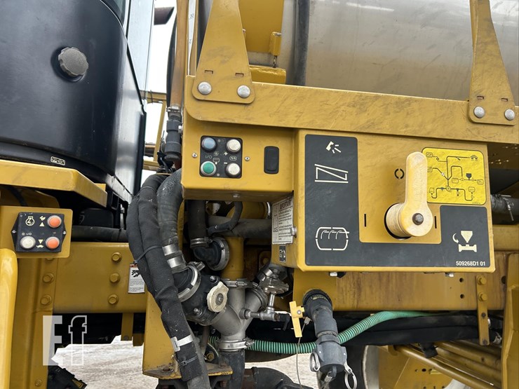 2009-ag-chem-rogator-ss1084-image-18