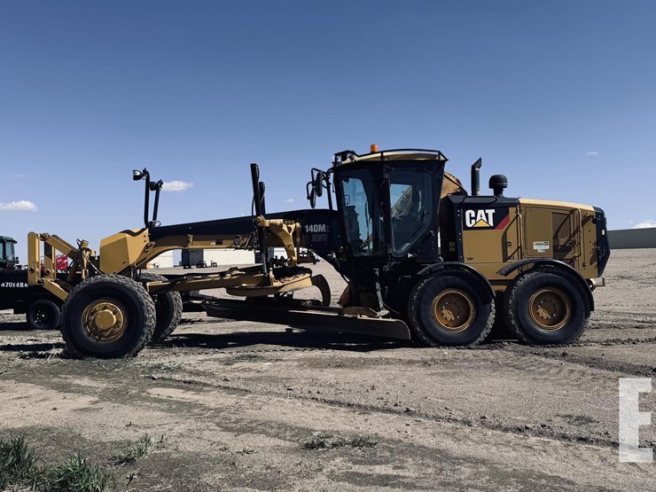 2011-caterpillar-140m-image-4