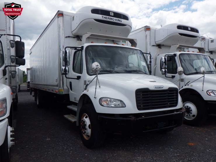2020-freightliner-m2-106-image-3