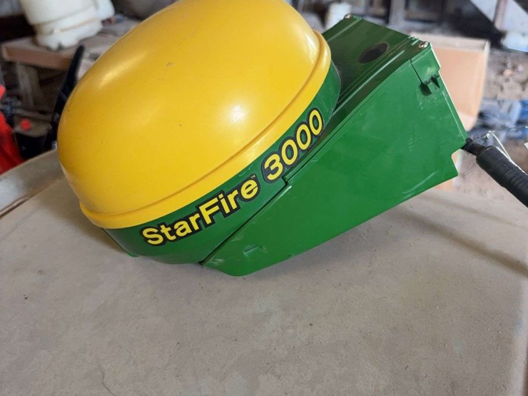 john-deere-3000-image-1
