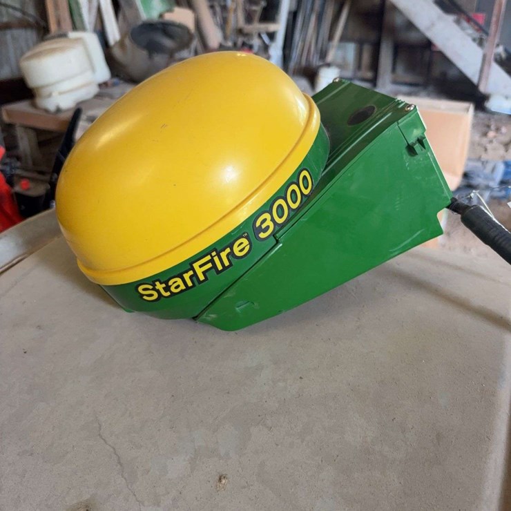 JOHN DEERE 3000