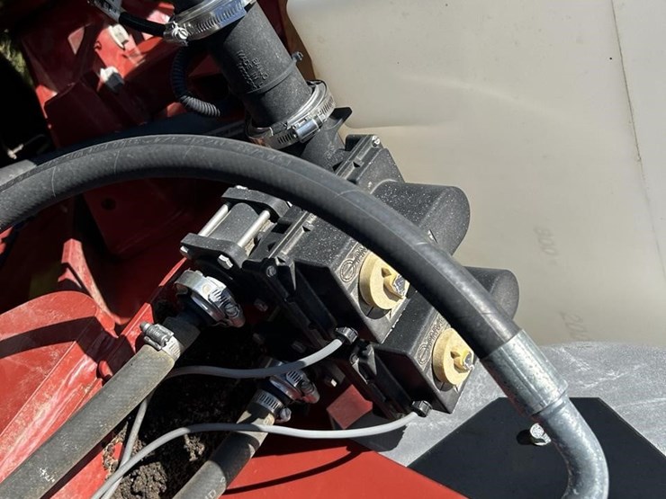 2015-case-ih-1265-image-47