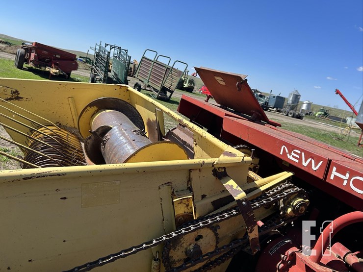 new-holland-892-image-10